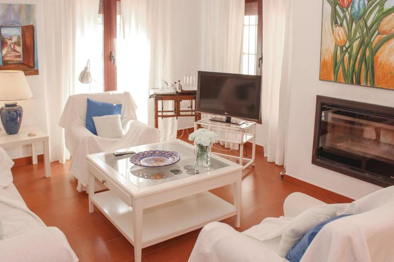 Fuentezuelas Pool Villa Саялонга Экстерьер фото